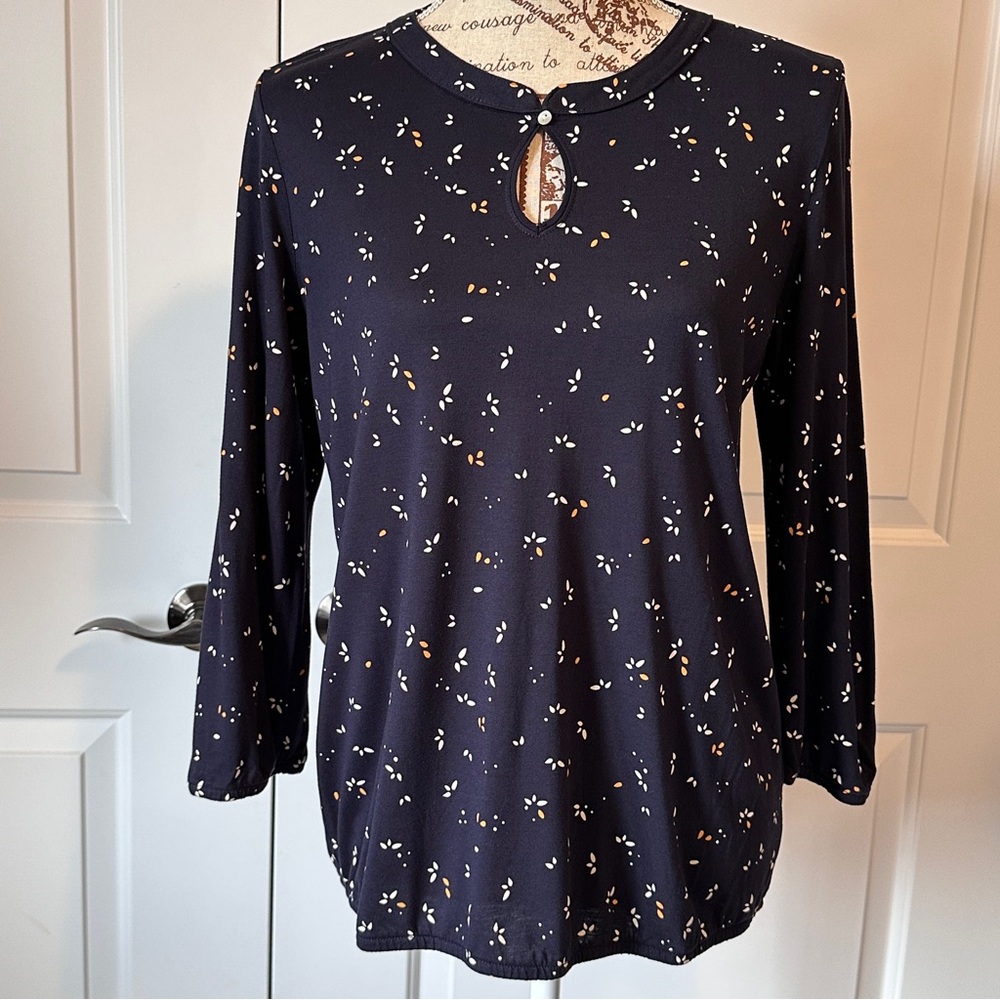 Esprit key-hole top - medium